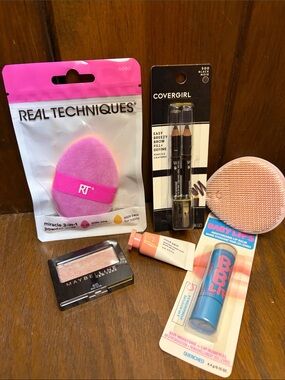 Makeup Lot, All New, Eyes, Cheeks, Lips and Tools.